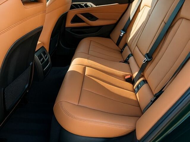 Зелений БМВ 4 Серія, об'ємом двигуна 0 л та пробігом 2 тис. км за 35000 $, фото 9 на Automoto.ua