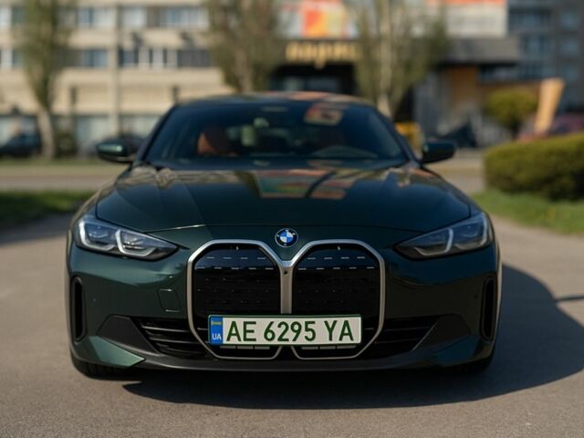 Зелений БМВ 4 Серія, об'ємом двигуна 0 л та пробігом 2 тис. км за 35000 $, фото 4 на Automoto.ua
