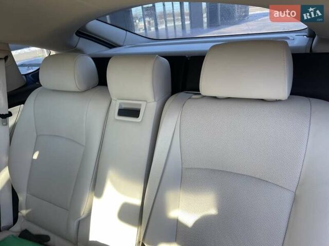 Белый БМВ 5 Серия ГТ, объемом двигателя 2.99 л и пробегом 180 тыс. км за 19500 $, фото 20 на Automoto.ua