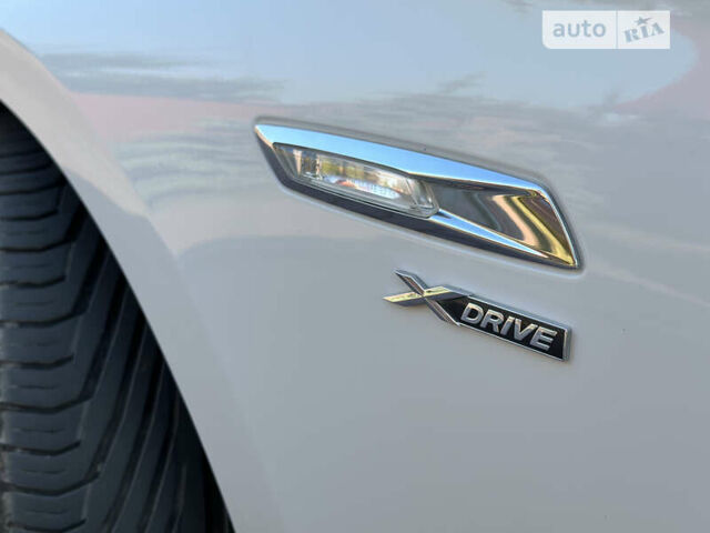 Белый БМВ 5 Серия ГТ, объемом двигателя 3 л и пробегом 254 тыс. км за 19900 $, фото 6 на Automoto.ua