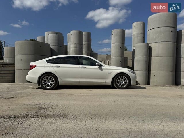 Белый БМВ 5 Серия ГТ, объемом двигателя 2.99 л и пробегом 180 тыс. км за 19500 $, фото 5 на Automoto.ua
