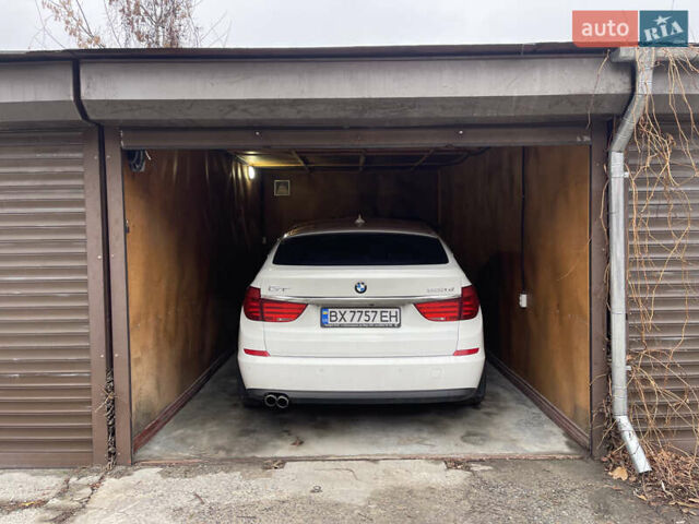 Белый БМВ 5 Серия ГТ, объемом двигателя 2.99 л и пробегом 180 тыс. км за 19500 $, фото 23 на Automoto.ua