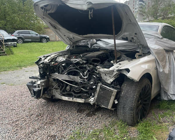 Белый БМВ 5 Серия ГТ, объемом двигателя 3 л и пробегом 230 тыс. км за 6500 $, фото 1 на Automoto.ua