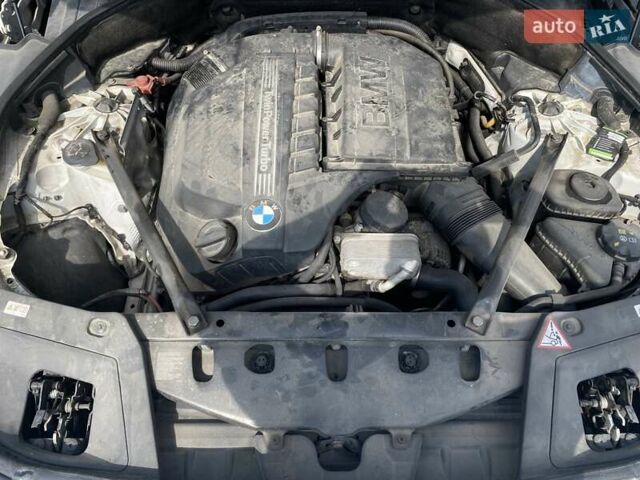 Білий БМВ 5 Серія ГТ, об'ємом двигуна 2.98 л та пробігом 150 тис. км за 15000 $, фото 36 на Automoto.ua