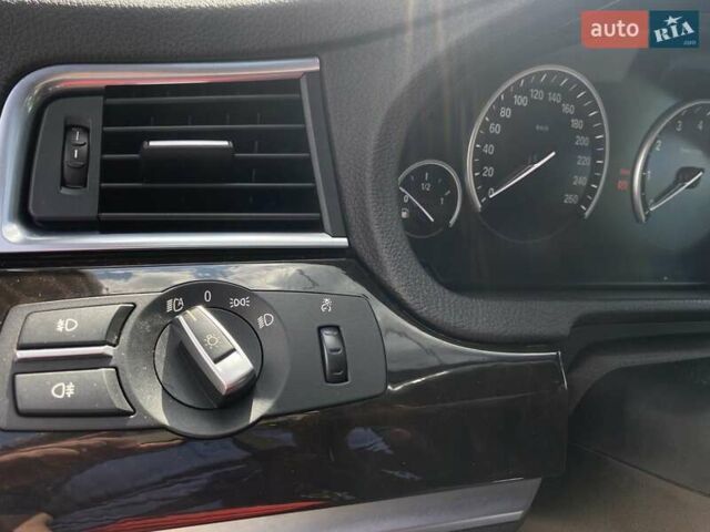 Білий БМВ 5 Серія ГТ, об'ємом двигуна 2.98 л та пробігом 150 тис. км за 15000 $, фото 19 на Automoto.ua