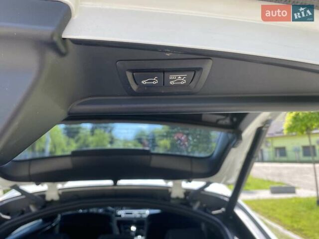 Білий БМВ 5 Серія ГТ, об'ємом двигуна 2.98 л та пробігом 150 тис. км за 15000 $, фото 31 на Automoto.ua