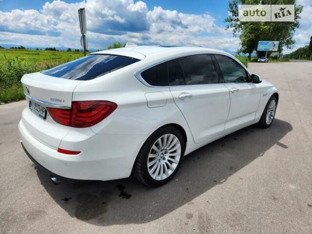 Белый БМВ 5 Серия ГТ, объемом двигателя 3 л и пробегом 148 тыс. км за 16499 $, фото 10 на Automoto.ua