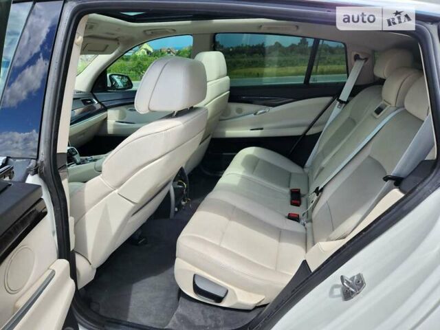 Белый БМВ 5 Серия ГТ, объемом двигателя 3 л и пробегом 148 тыс. км за 16499 $, фото 31 на Automoto.ua