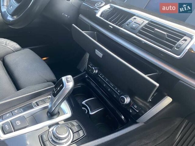 Білий БМВ 5 Серія ГТ, об'ємом двигуна 2.98 л та пробігом 150 тис. км за 15000 $, фото 20 на Automoto.ua