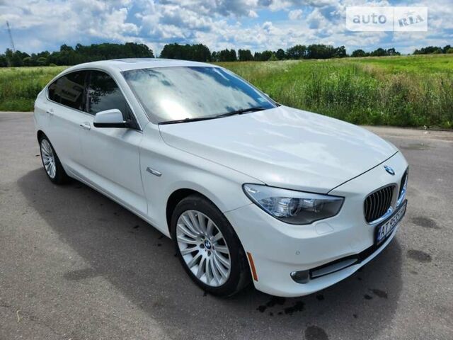 Белый БМВ 5 Серия ГТ, объемом двигателя 3 л и пробегом 148 тыс. км за 16499 $, фото 1 на Automoto.ua