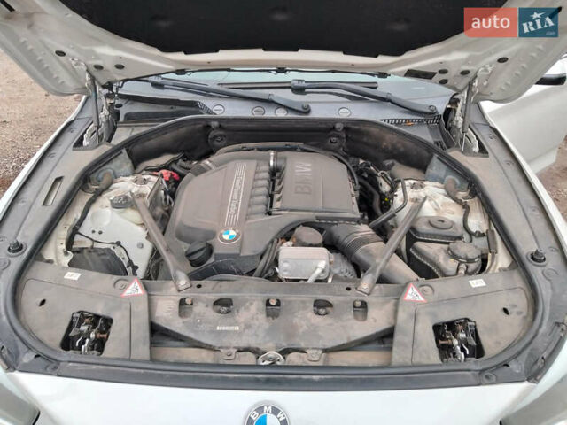 Белый БМВ 5 Серия ГТ, объемом двигателя 2.98 л и пробегом 151 тыс. км за 17500 $, фото 10 на Automoto.ua