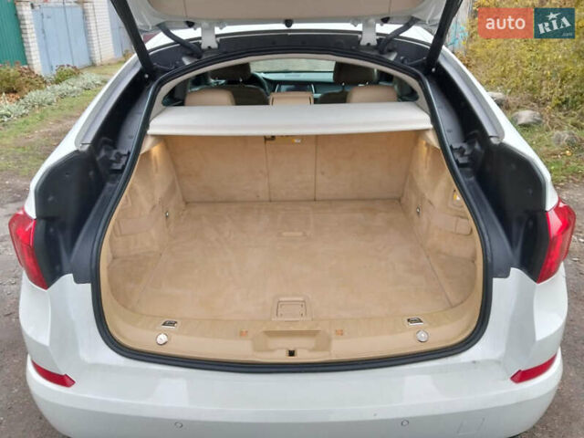 Белый БМВ 5 Серия ГТ, объемом двигателя 2.98 л и пробегом 151 тыс. км за 17500 $, фото 9 на Automoto.ua