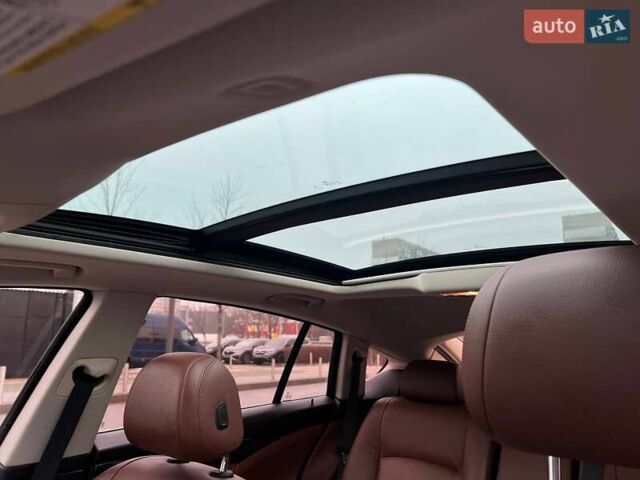 Белый БМВ 5 Серия ГТ, объемом двигателя 3 л и пробегом 156 тыс. км за 15990 $, фото 26 на Automoto.ua