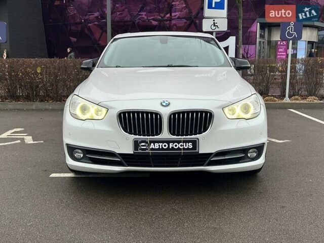 Белый БМВ 5 Серия ГТ, объемом двигателя 3 л и пробегом 156 тыс. км за 15990 $, фото 2 на Automoto.ua