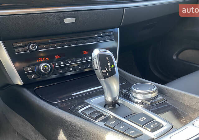 БМВ 5 Серия ГТ 2014 в Ровно на Automoto.ua Белый БМВ 5 Серия ГТ, объемом двигателя 3 л и пробегом 160 тыс. км за 24900 $, фото 15 на Automoto.ua