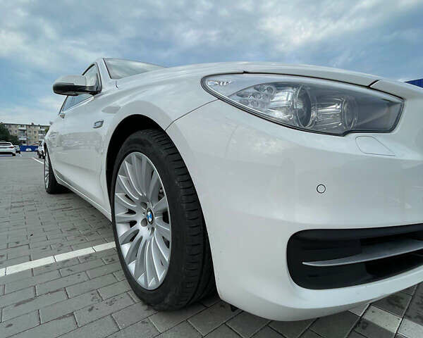 Білий БМВ 5 Серія ГТ, об'ємом двигуна 2 л та пробігом 245 тис. км за 23000 $, фото 9 на Automoto.ua