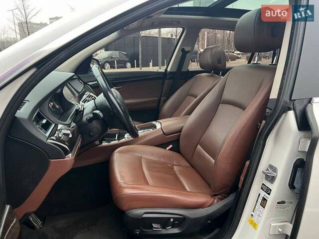 Белый БМВ 5 Серия ГТ, объемом двигателя 3 л и пробегом 156 тыс. км за 15990 $, фото 9 на Automoto.ua