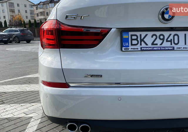 БМВ 5 Серия ГТ 2014 в Ровно на Automoto.ua Белый БМВ 5 Серия ГТ, объемом двигателя 3 л и пробегом 160 тыс. км за 24900 $, фото 8 на Automoto.ua