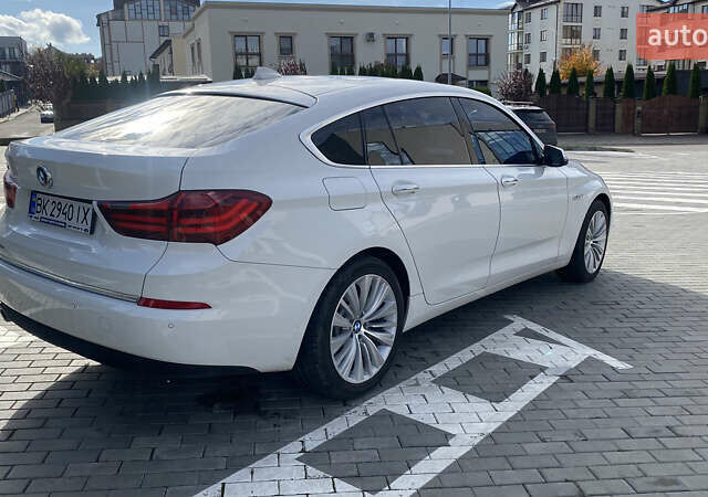 БМВ 5 Серия ГТ 2014 в Ровно на Automoto.ua Белый БМВ 5 Серия ГТ, объемом двигателя 3 л и пробегом 160 тыс. км за 24900 $, фото 9 на Automoto.ua