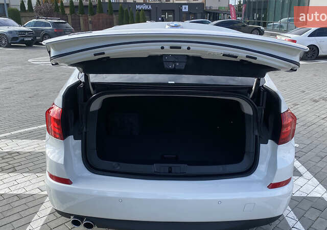 БМВ 5 Серия ГТ 2014 в Ровно на Automoto.ua Белый БМВ 5 Серия ГТ, объемом двигателя 3 л и пробегом 160 тыс. км за 24900 $, фото 23 на Automoto.ua