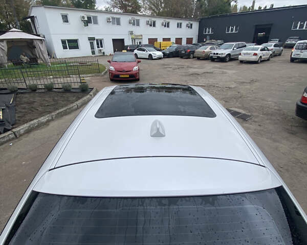 Белый БМВ 5 Серия ГТ, объемом двигателя 3 л и пробегом 204 тыс. км за 18000 $, фото 4 на Automoto.ua