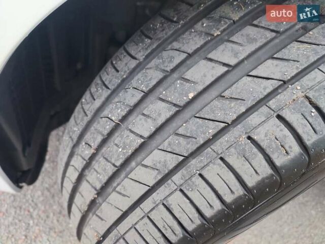 Білий БМВ 5 Серія ГТ, об'ємом двигуна 2 л та пробігом 92 тис. км за 22300 $, фото 58 на Automoto.ua