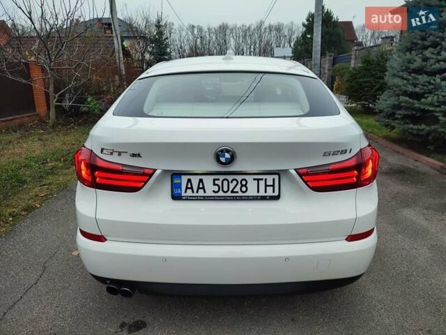 Білий БМВ 5 Серія ГТ, об'ємом двигуна 2 л та пробігом 92 тис. км за 22300 $, фото 54 на Automoto.ua