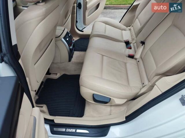 Білий БМВ 5 Серія ГТ, об'ємом двигуна 2 л та пробігом 92 тис. км за 22300 $, фото 35 на Automoto.ua