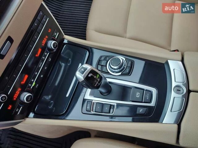 Білий БМВ 5 Серія ГТ, об'ємом двигуна 2 л та пробігом 92 тис. км за 22300 $, фото 23 на Automoto.ua