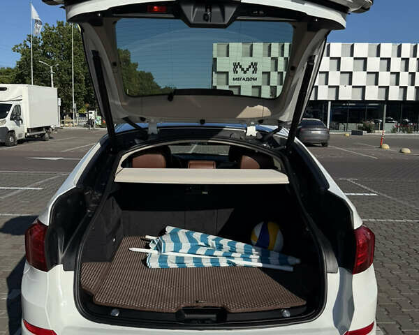 Білий БМВ 5 Серія ГТ, об'ємом двигуна 2 л та пробігом 39 тис. км за 27500 $, фото 14 на Automoto.ua