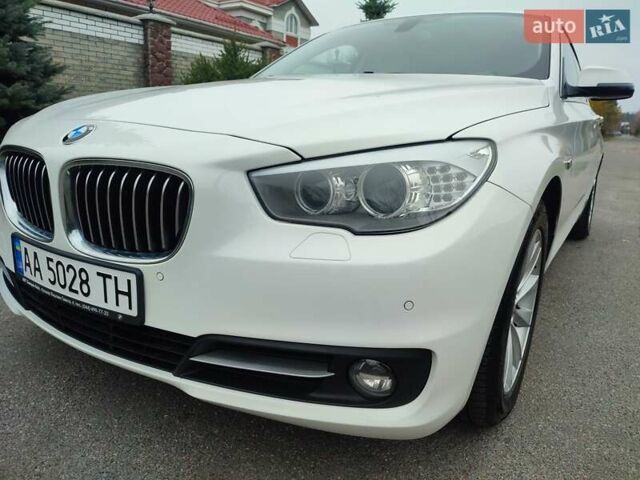 Білий БМВ 5 Серія ГТ, об'ємом двигуна 2 л та пробігом 92 тис. км за 22300 $, фото 14 на Automoto.ua