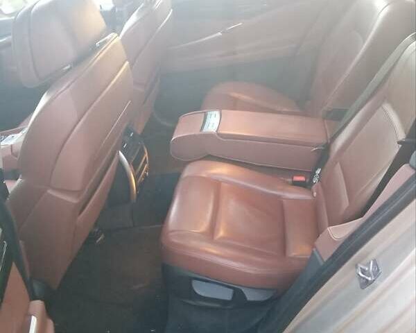 БМВ 5 Серия ГТ 2011 в Киеве на Automoto.ua Бежевый БМВ 5 Серия ГТ, объемом двигателя 3.5 л и пробегом 266 тыс. км за 12500 $, фото 22 на Automoto.ua