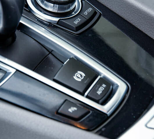 Чорний БМВ 5 Серія ГТ, об'ємом двигуна 3 л та пробігом 210 тис. км за 17000 $, фото 12 на Automoto.ua