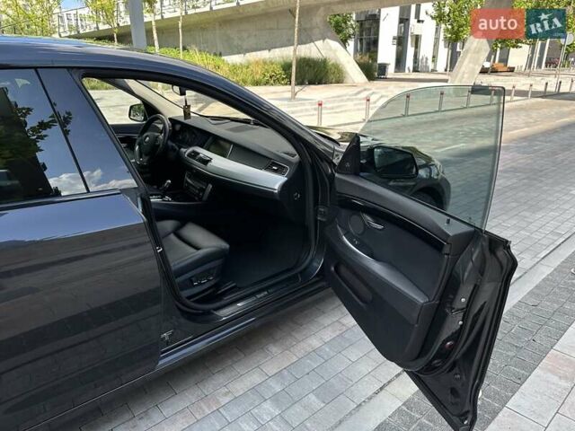 Чорний БМВ 5 Серія ГТ, об'ємом двигуна 3 л та пробігом 235 тис. км за 23500 $, фото 48 на Automoto.ua