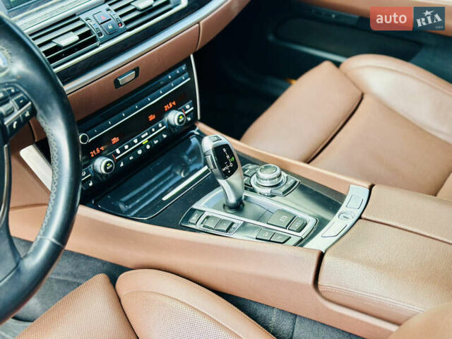 Черный БМВ 5 Серия ГТ, объемом двигателя 3 л и пробегом 151 тыс. км за 13790 $, фото 37 на Automoto.ua