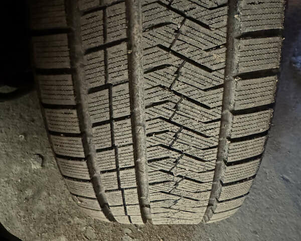 Чорний БМВ 5 Серія ГТ, об'ємом двигуна 3 л та пробігом 209 тис. км за 13500 $, фото 6 на Automoto.ua