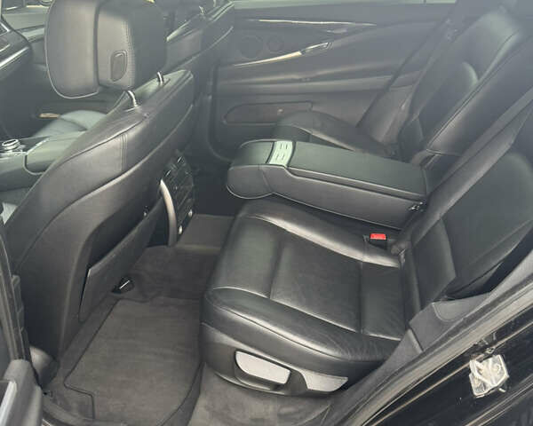 Чорний БМВ 5 Серія ГТ, об'ємом двигуна 3 л та пробігом 209 тис. км за 13500 $, фото 19 на Automoto.ua