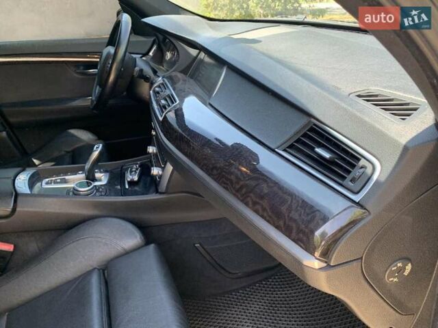 Черный БМВ 5 Серия ГТ, объемом двигателя 3 л и пробегом 287 тыс. км за 14000 $, фото 11 на Automoto.ua