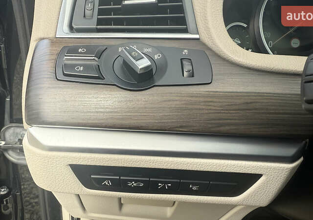 Черный БМВ 5 Серия ГТ, объемом двигателя 3 л и пробегом 310 тыс. км за 18800 $, фото 28 на Automoto.ua