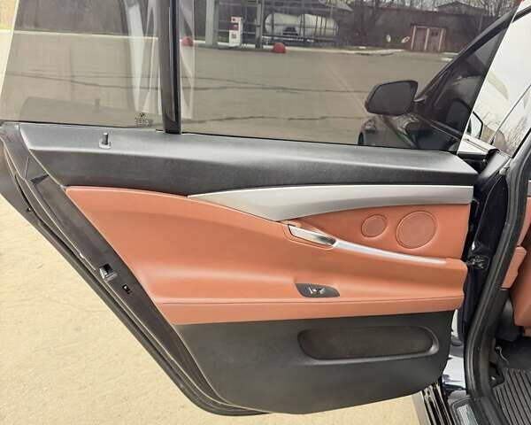 Чорний БМВ 5 Серія ГТ, об'ємом двигуна 2.98 л та пробігом 170 тис. км за 17500 $, фото 8 на Automoto.ua