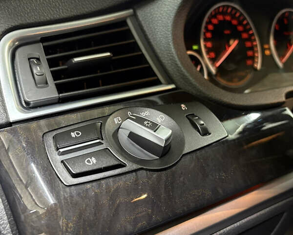 Черный БМВ 5 Серия ГТ, объемом двигателя 3 л и пробегом 270 тыс. км за 22800 $, фото 11 на Automoto.ua