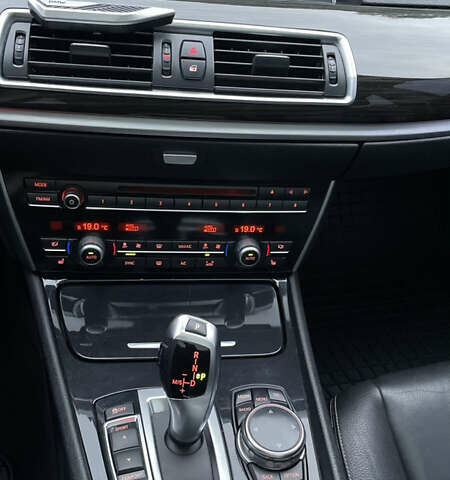 БМВ 5 Серия ГТ 2014 в Киеве на Automoto.ua Черный БМВ 5 Серия ГТ, объемом двигателя 3 л и пробегом 251 тыс. км за 24300 $, фото 11 на Automoto.ua