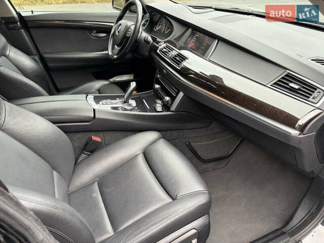 Чорний БМВ 5 Серія ГТ, об'ємом двигуна 3 л та пробігом 113 тис. км за 21500 $, фото 20 на Automoto.ua