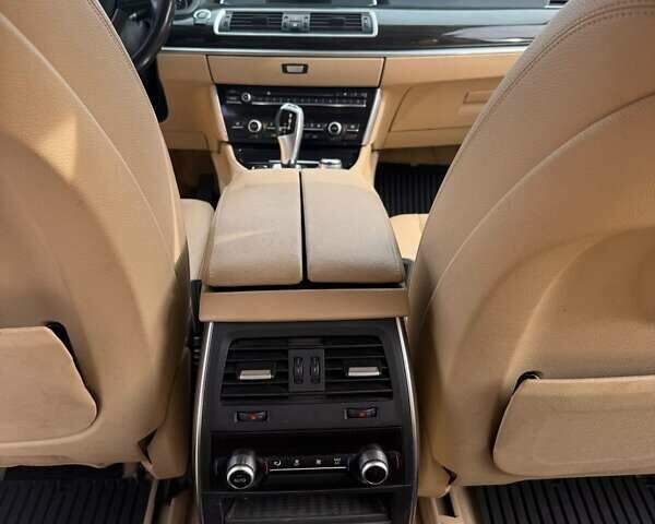 Черный БМВ 5 Серия ГТ, объемом двигателя 2 л и пробегом 120 тыс. км за 20000 $, фото 5 на Automoto.ua