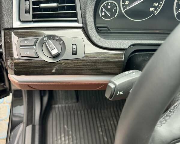 Чорний БМВ 5 Серія ГТ, об'ємом двигуна 2 л та пробігом 155 тис. км за 22800 $, фото 10 на Automoto.ua