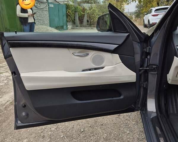 Коричневый БМВ 5 Серия ГТ, объемом двигателя 2.98 л и пробегом 90 тыс. км за 22500 $, фото 9 на Automoto.ua