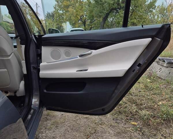 Коричневый БМВ 5 Серия ГТ, объемом двигателя 2.98 л и пробегом 90 тыс. км за 22500 $, фото 14 на Automoto.ua