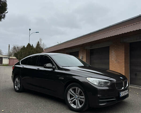 Коричневый БМВ 5 Серия ГТ, объемом двигателя 2 л и пробегом 267 тыс. км за 17700 $, фото 2 на Automoto.ua