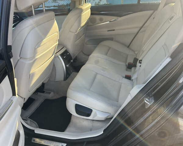 Коричневый БМВ 5 Серия ГТ, объемом двигателя 2 л и пробегом 281 тыс. км за 15900 $, фото 14 на Automoto.ua