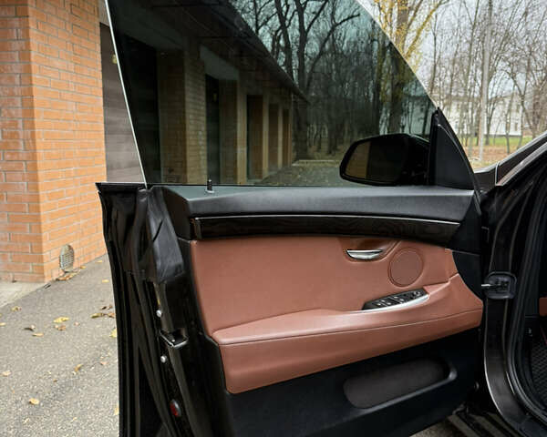 Коричневый БМВ 5 Серия ГТ, объемом двигателя 2 л и пробегом 267 тыс. км за 17700 $, фото 13 на Automoto.ua